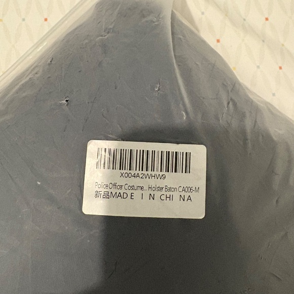 NWOT Police Officer Costume for Kids, Dress Up Set with Accessories Size Medium - Picture 16 of 16